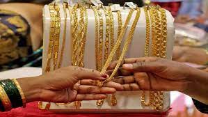 Discovering Gold’s Magic with Your Trusted Jeweler post thumbnail image