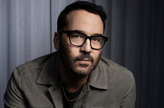 Jeremy Piven 2023: A Year of Success post thumbnail image